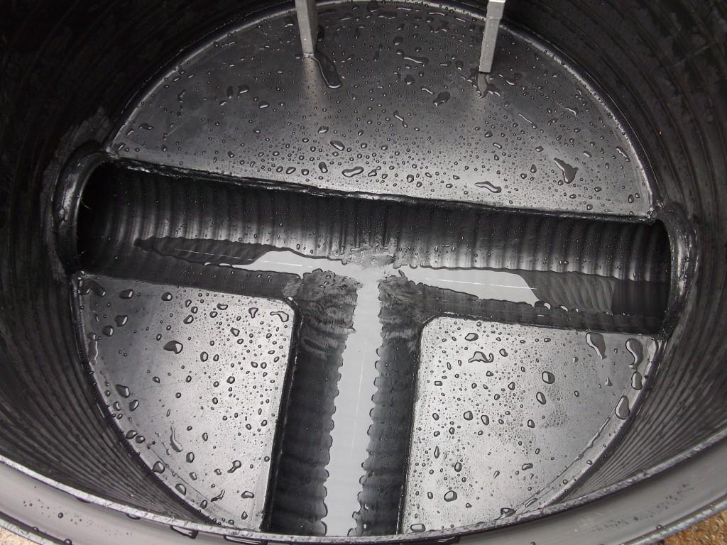 Plastic Benched Manholes  (HDPE)